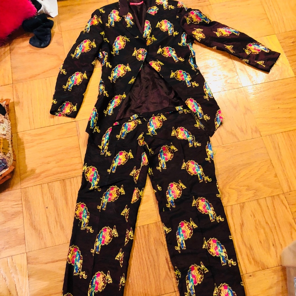Ultra Ozbek embroidered brown suit. Size 8